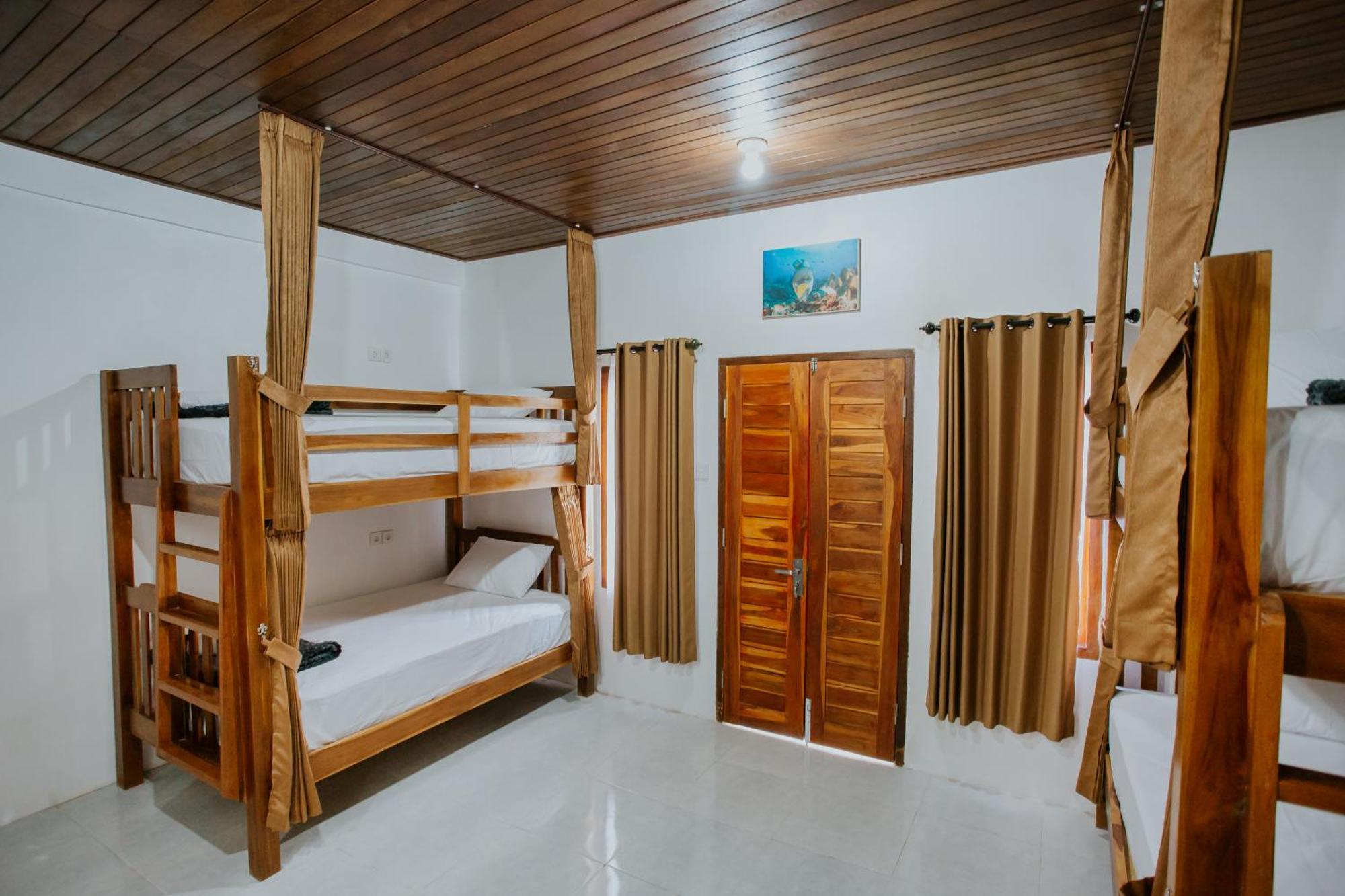 Garuda Hostel & Accomodation Nusa Penida Toyapakeh Zewnętrze zdjęcie